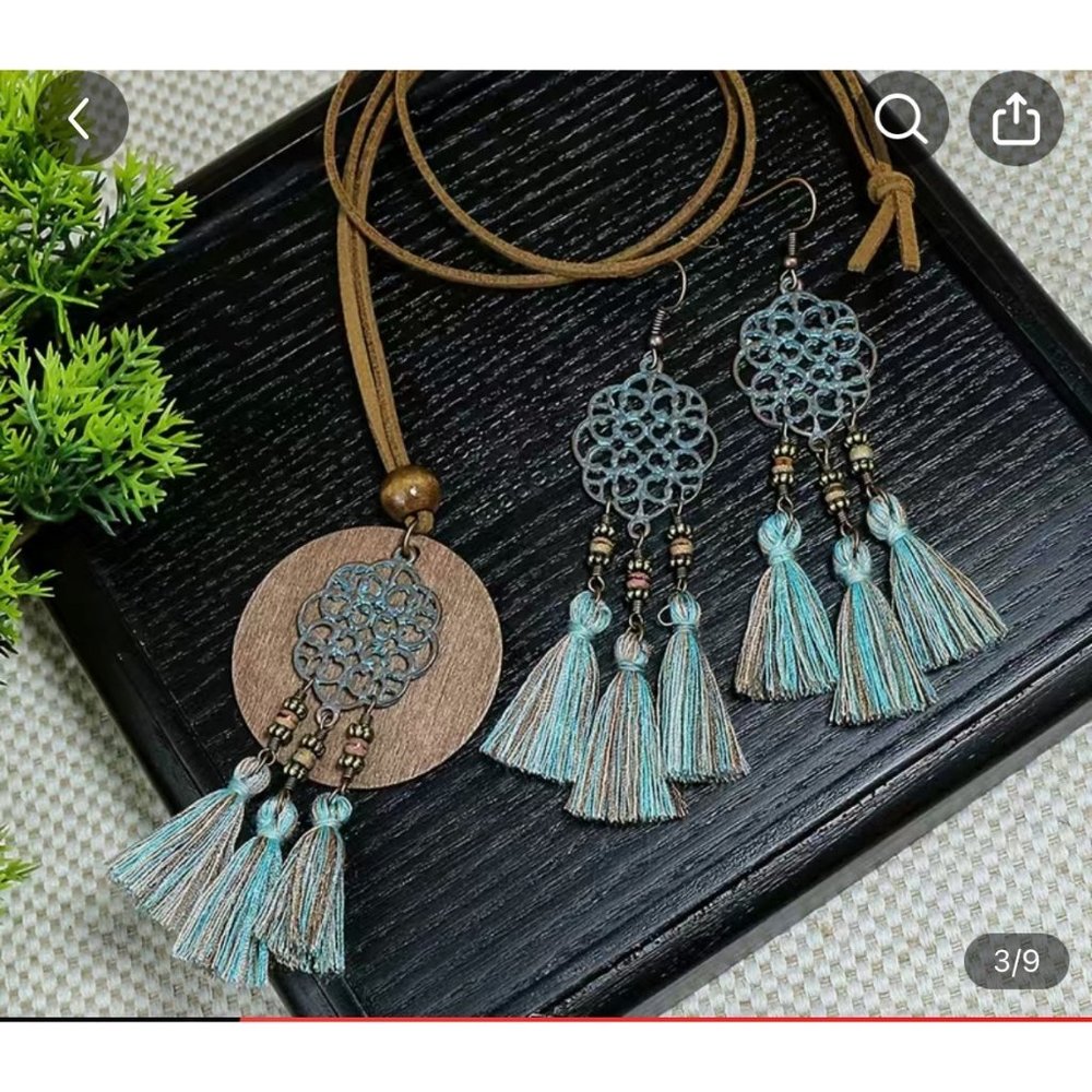 New Ladies Western Necklace and Earring Set